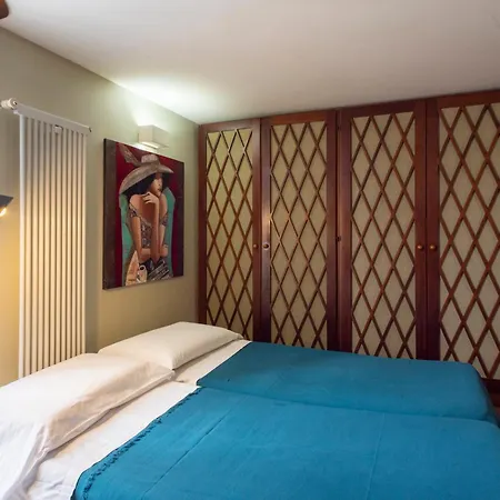 Donna Adelina Guesthouse-2